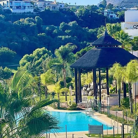 Relax In Benhavis Marbella Near Atalaya Golf Apartment *
